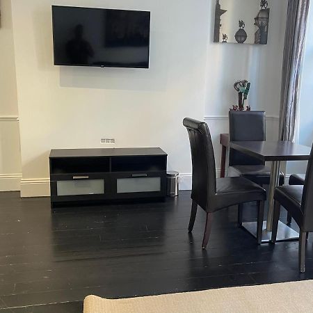 93 Charlotte Appartement Londen Buitenkant foto